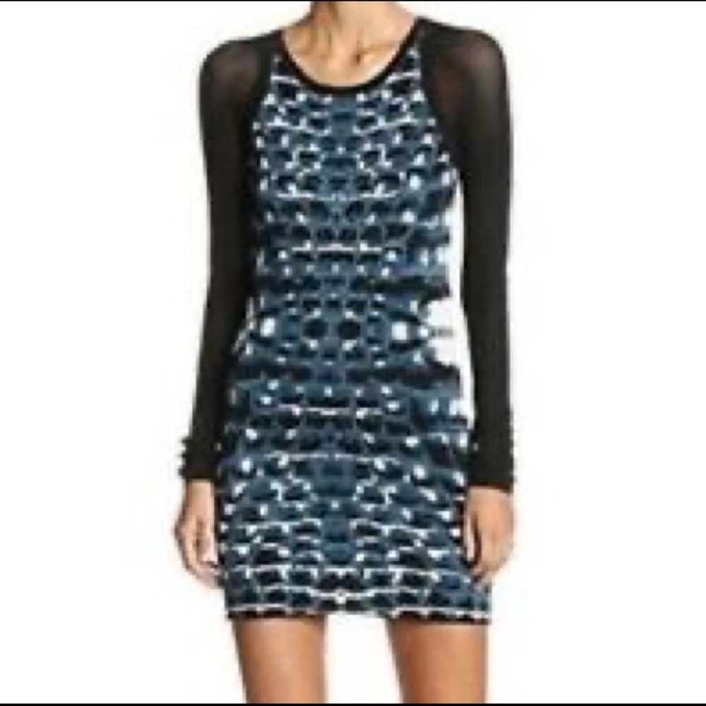 Parker Hartley Knit Dress in Blue & Black ๐๐ค - Picture 2 of 12